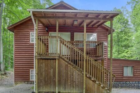 Cuddles, 1 Bedroom Studio, Walk To Downtown And Hiking Trails! Gatlinburg Exterior photo